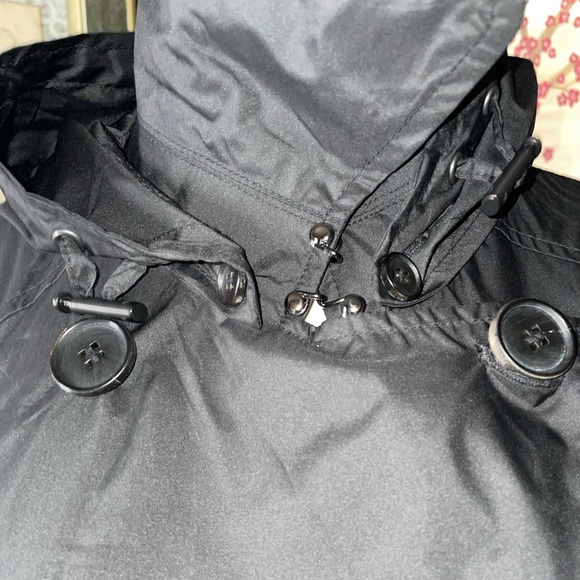 #29🎊Live 3/10/23 @7:30pm cst🖤Great Used Condition M Tumi Trench coat. - Picture 9 of 16